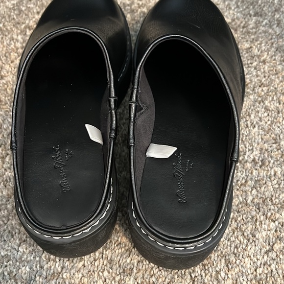 Target clogs - Picture 2 of 3